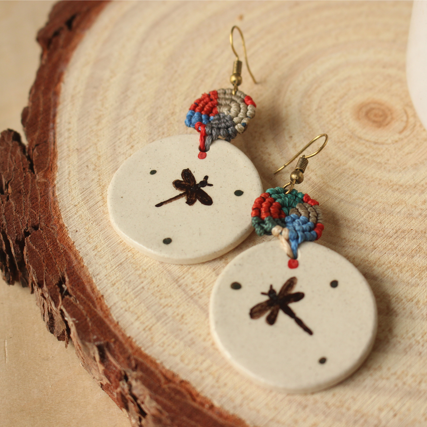 Dragonfly dots