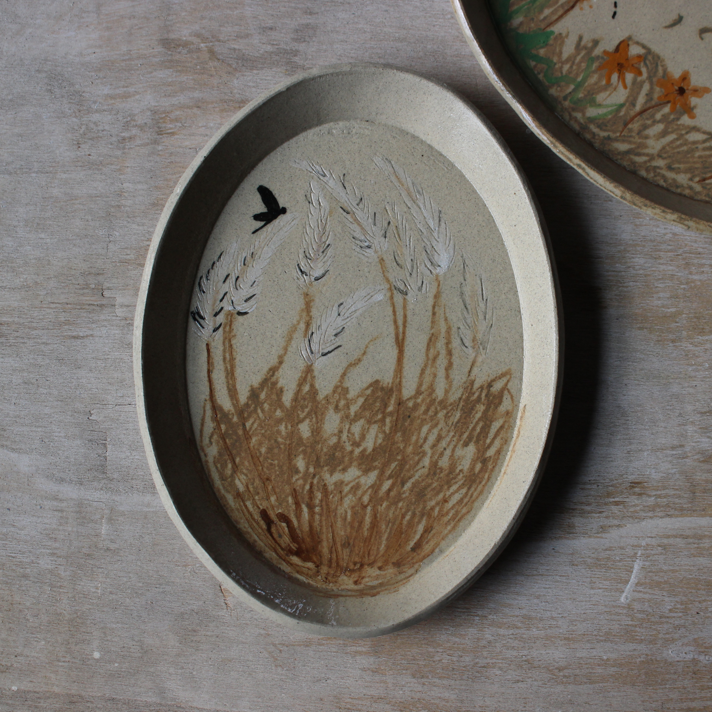 Oval plates