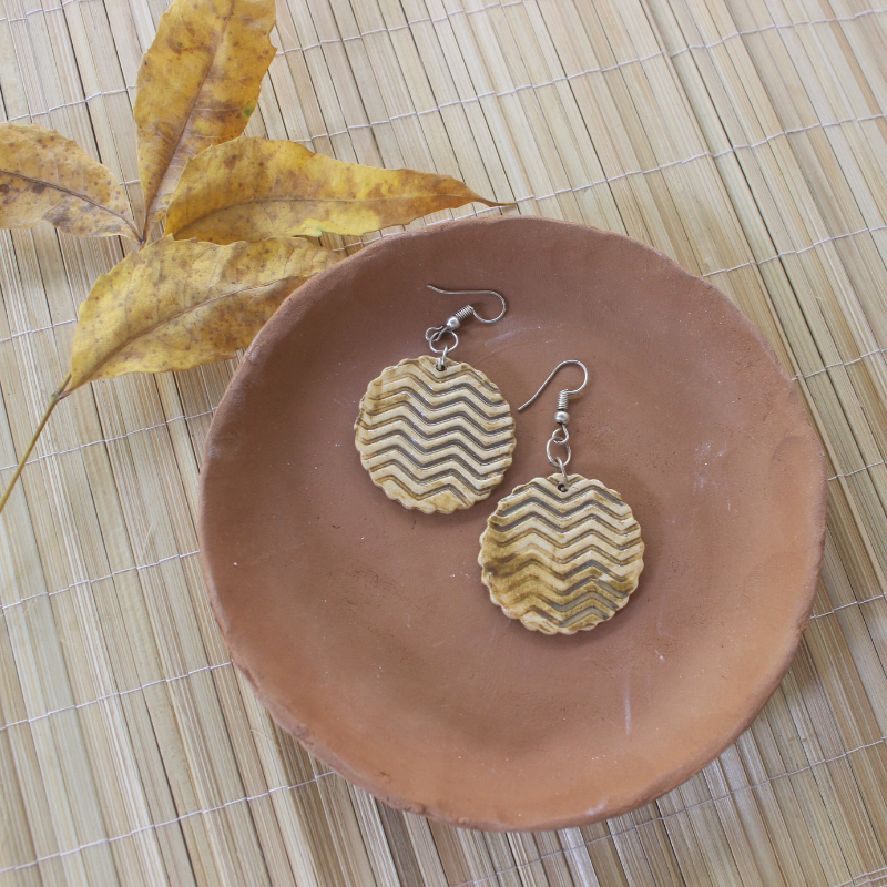 Zigzag ceramic earrings