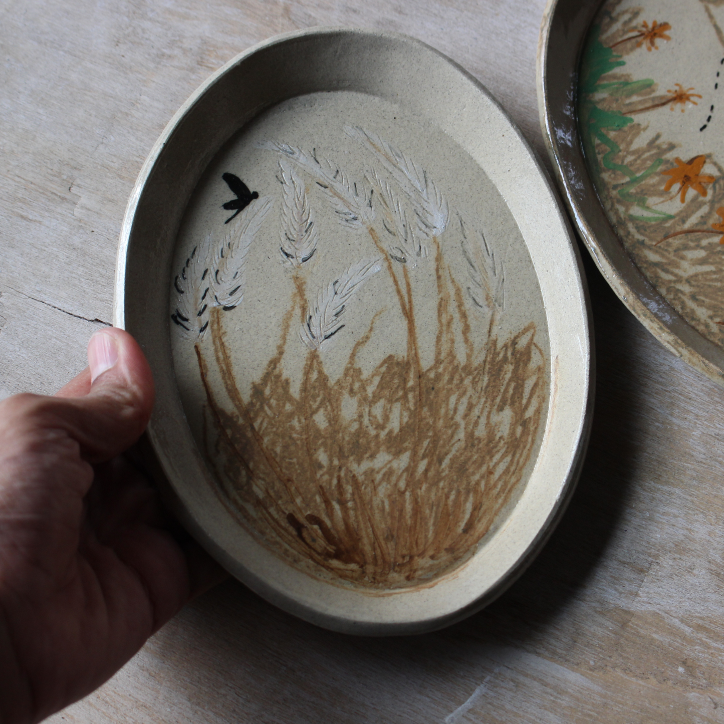 Oval plates